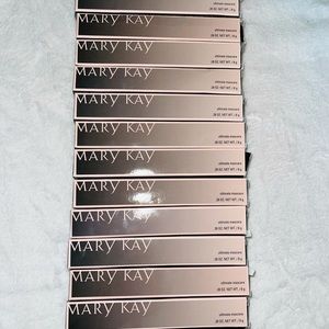 SOLD! NEW IN BOX BLACK Ultimate Mascara